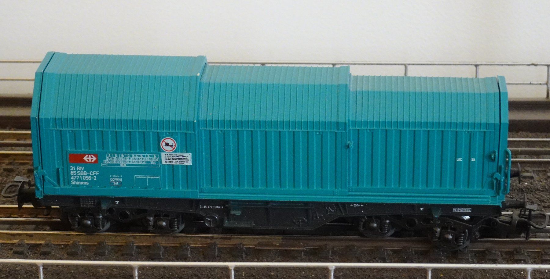 Märklin 4687 Drehgestellwagen mit Teleskophauben (Gebraucht) in ...