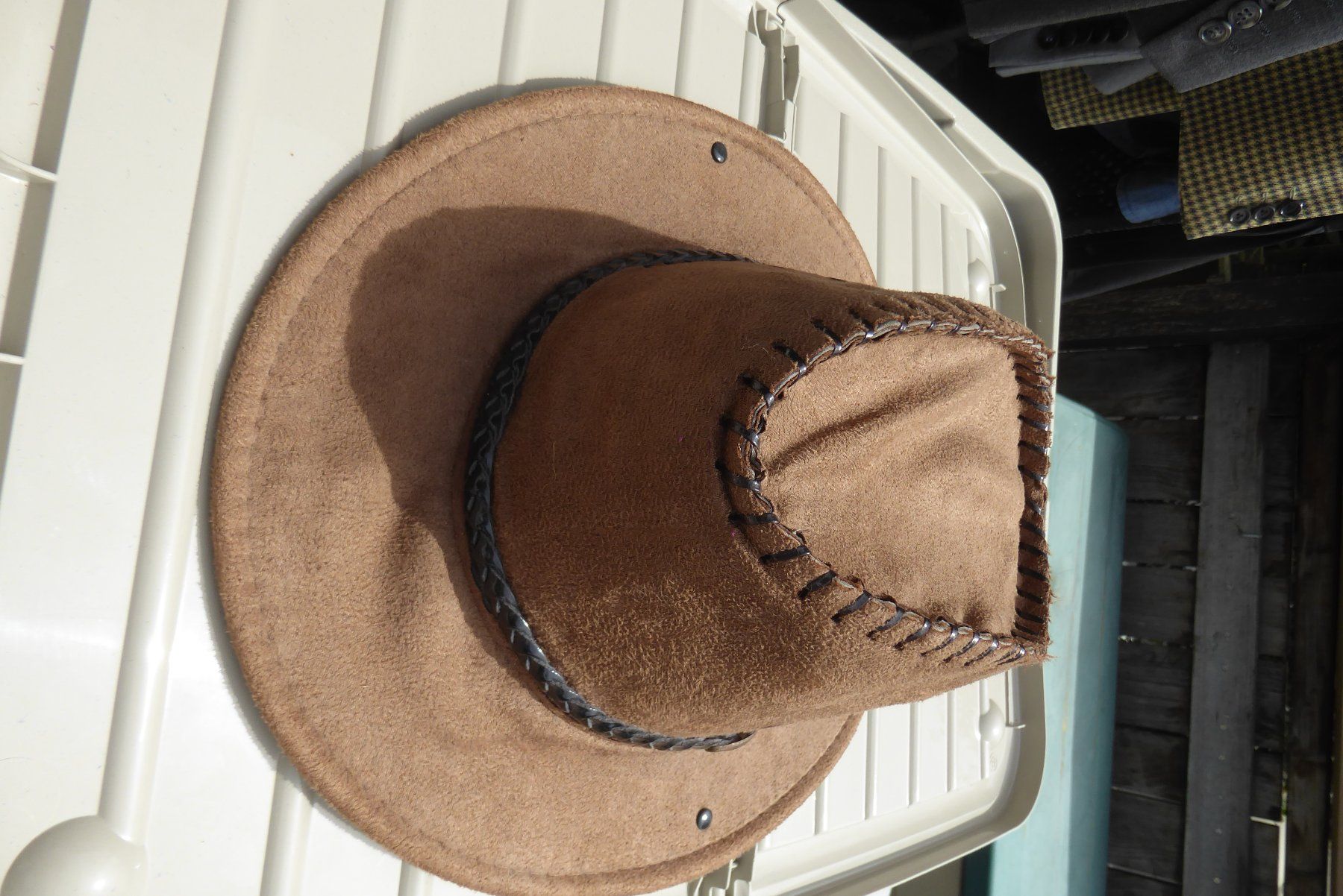 Copricapi, berretti & cappellini: Cowboy Hut Lochlänge 20cm – Usato da Sargans venduto da Benziner 3