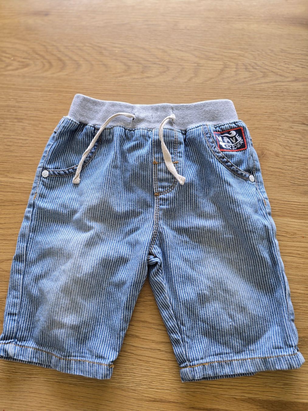 Pantaloni: Jeans Shorts Gr 98 – Usato da Uetendorf venduto da baumstamm3