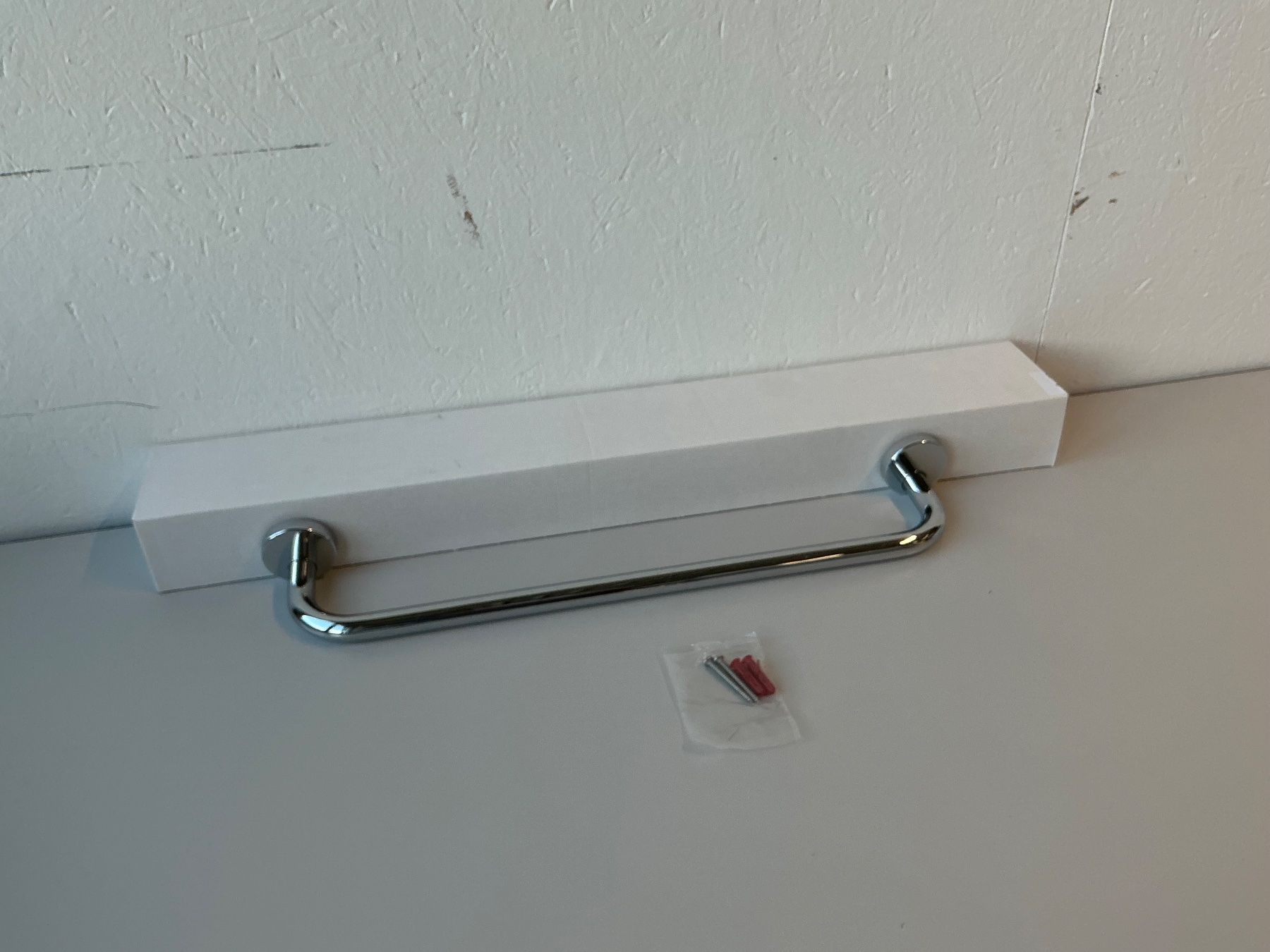 Portasciugamani: Bodenschatz Badetuchstange 45cm – Nuovo e nell'imballaggio originale da Zug venduto da Bauteile-Zug 2