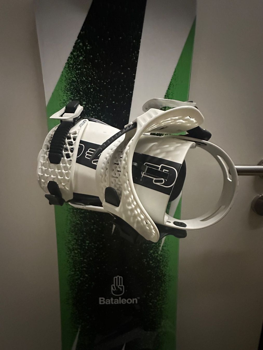 Bataleon Boards: Snowboard Bataleon inkl. Bataleon Bindung Blaster – D'occasion à Wilchingen par Fiat__500 1