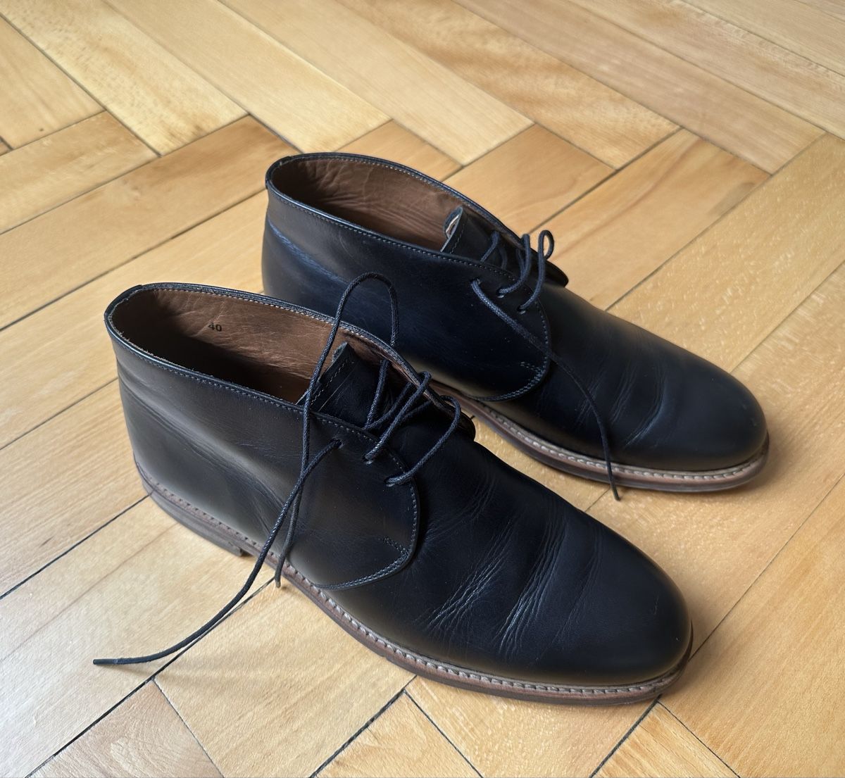 Navyboot Scarpe da uomo: Chaussure en cuire derby Navyboot – Usato da Préverenges venduto da chapo3000