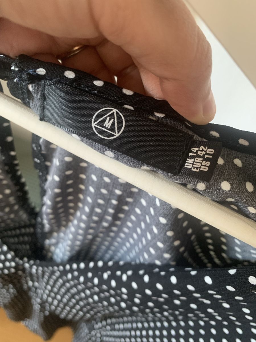 Tute: PUNKTE JUMPSUIT MIT V-AUSSCHNITT – Nuovo (secondo la descrizione) da Basel venduto da ari_xy65 1
