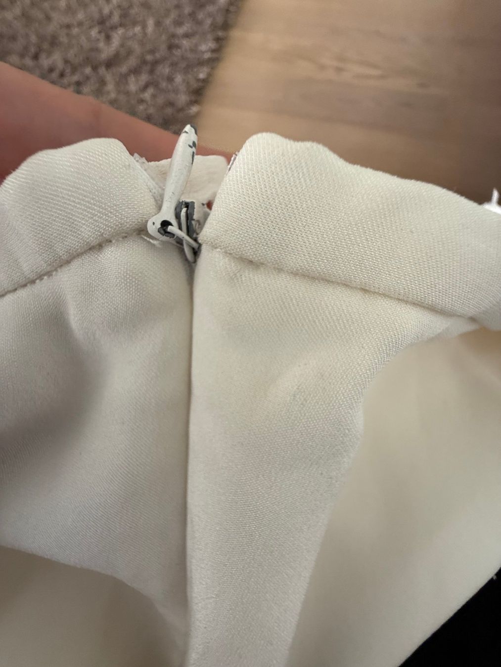 Armani Pantaloni: Armani Collezioni Hose Weiss – Usato da Kirchdorf AG venduto da coco123 3