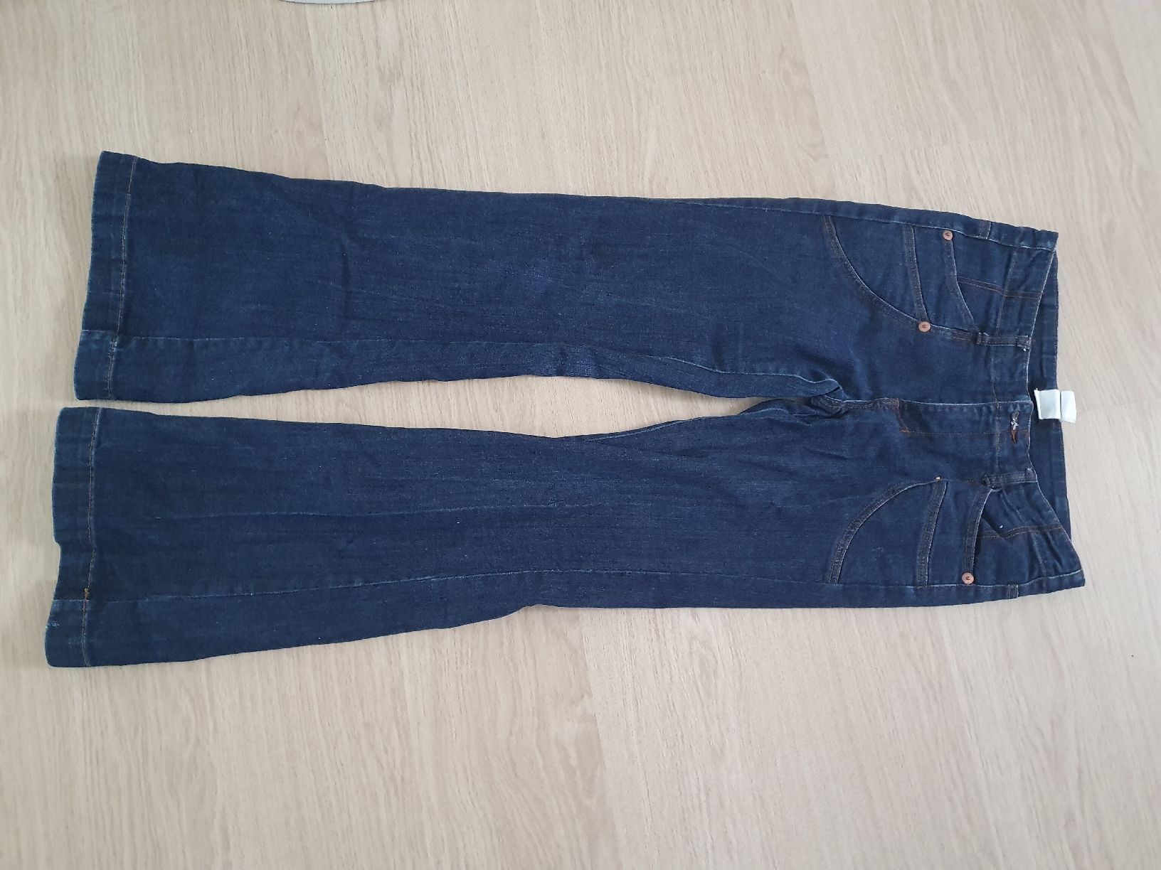 Morgan Jeans: Jeans évasé Morgan taille 40, peu utilisé – Usato da Neuchâtel venduto da viv_zf9x 1