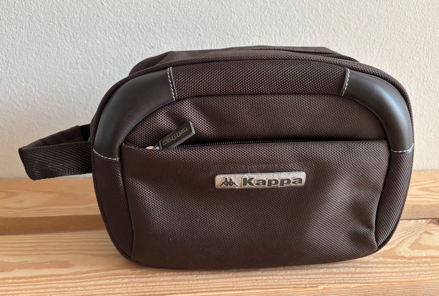 Kappa Custodie per cosmetici: Necessaire Kappa – Nuovo (secondo la descrizione) da Winterberg ZH venduto da vanilleinspiration
