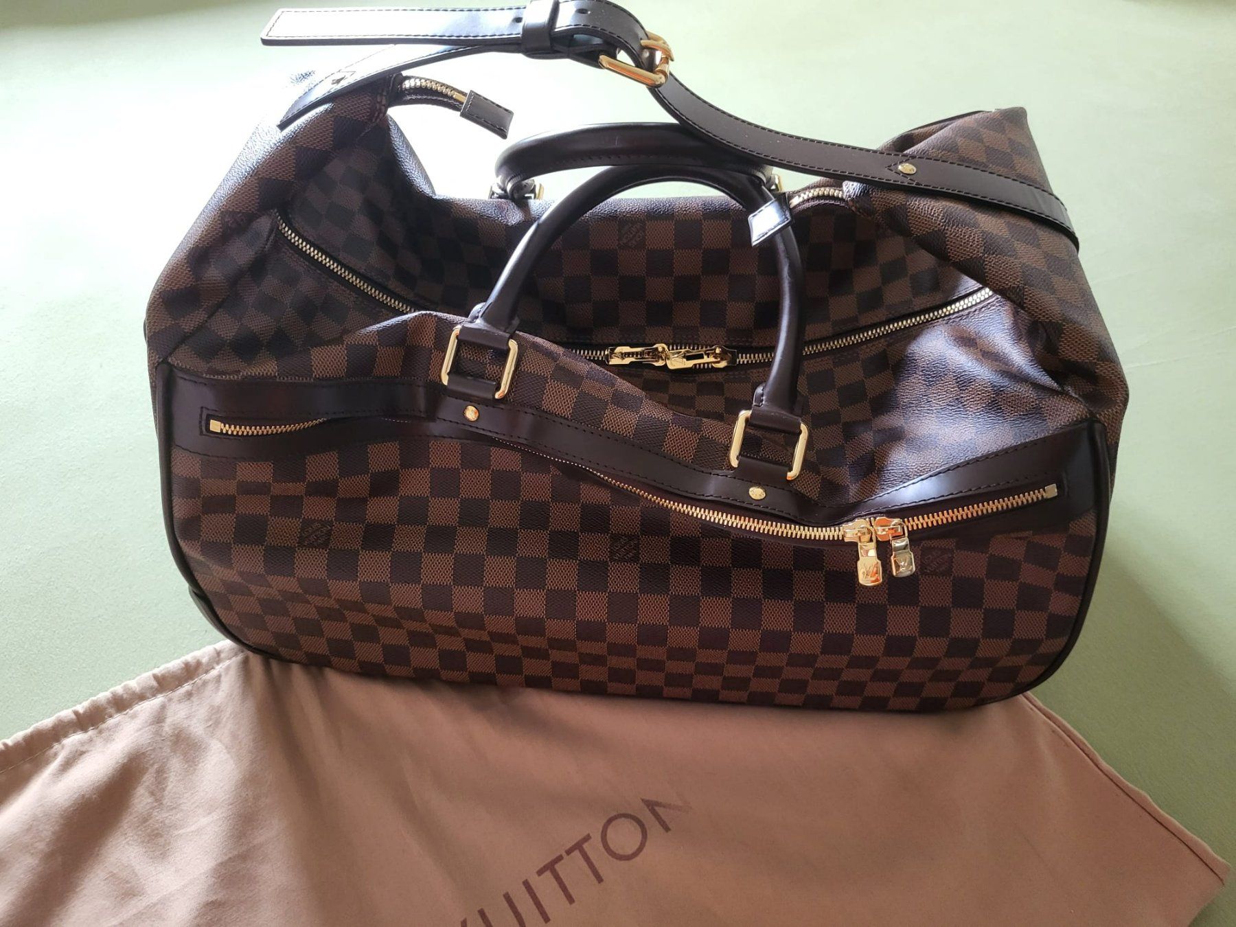 Louis Vuitton Borse: Louis Vuitton Reisetasche Damier Canvas – Usato da Stäfa venduto da Indi59