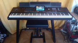 Korg Pa5X 88-Key (Weighted) Studio Bundle – Like New!
