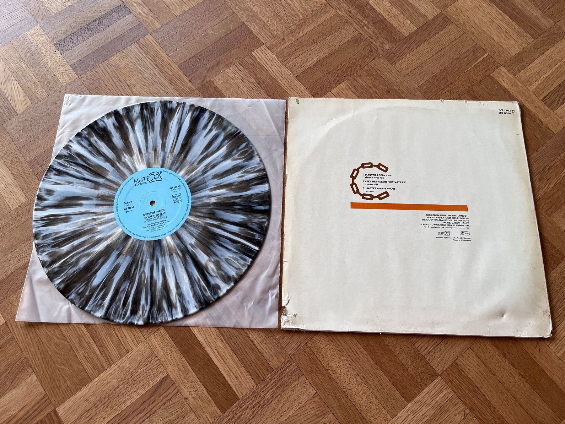 Vinyles: Depeche Mode - Master and Servant – D'occasion à Giebenach par Wurlitzer70 1