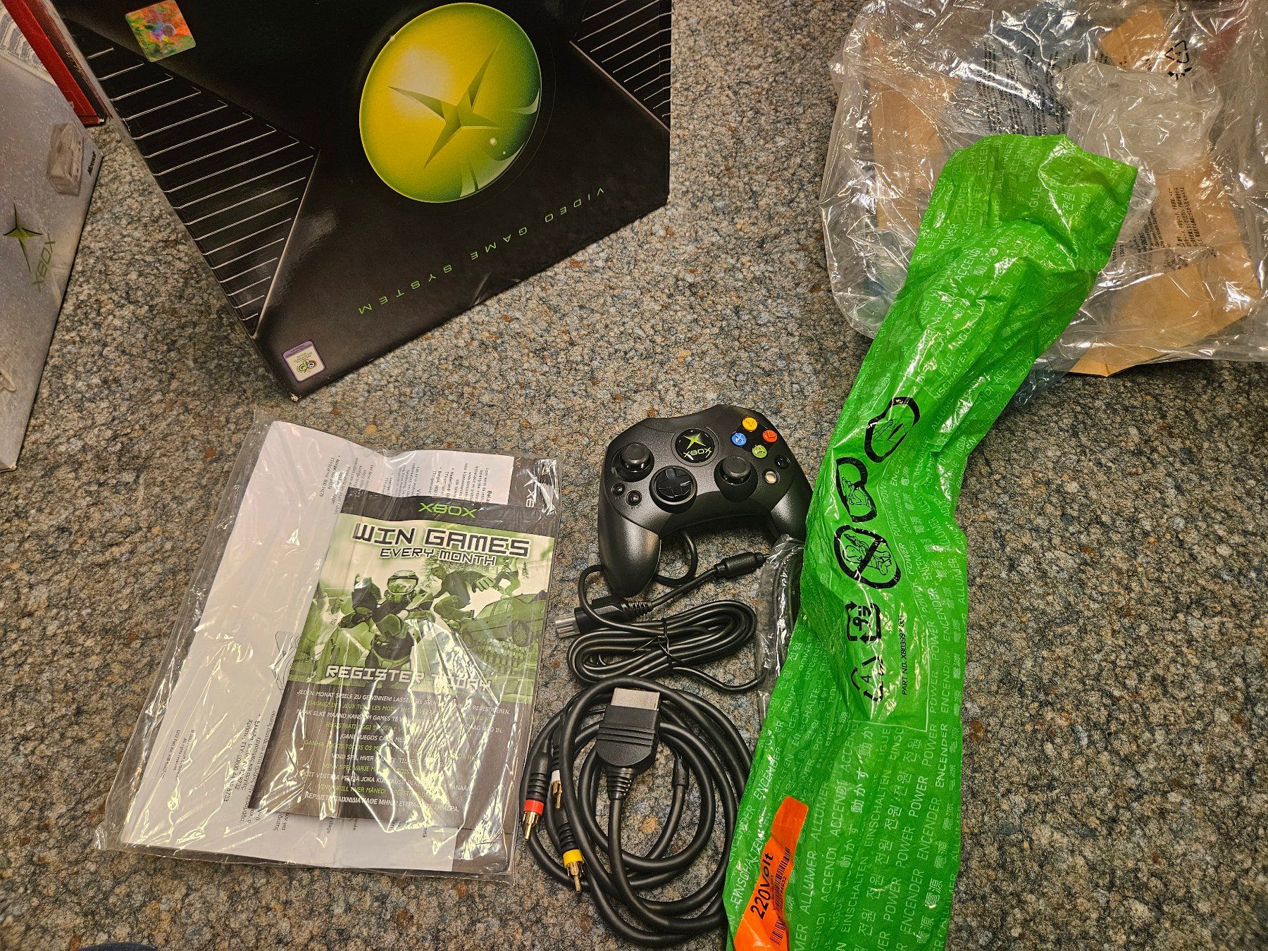 Microsoft Console: Xbox Schwarz OVP – Usato da Hindelbank venduto da GameBoy1981