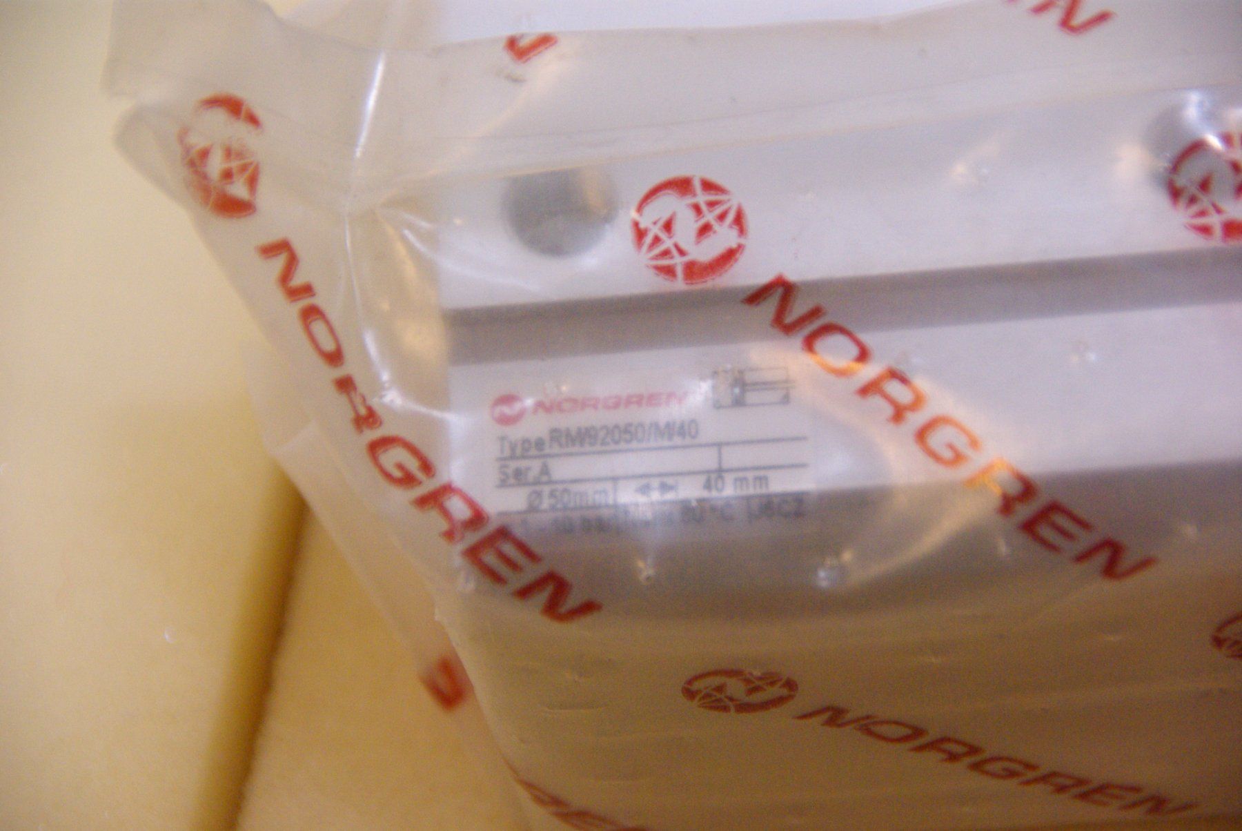 Sonstiger Industriebedarf: NORGREN Kompaktzylinder, Type RM/92050/M/40 – Neu und originalverpackt aus Herisau von Cevianer1844 3