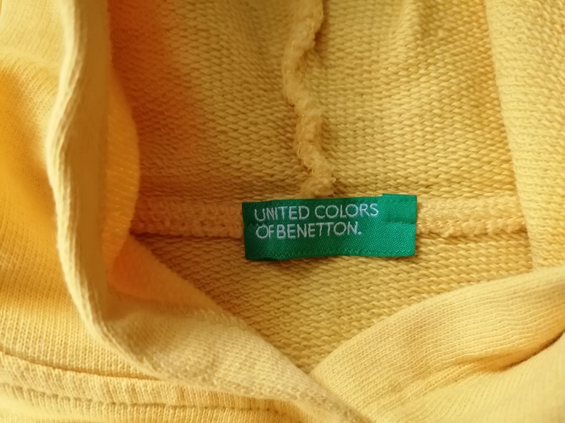 Maglioni & Felpe: Hoodie / Kapuzenpullover Gr. 120 – Usato da Büttikon AG venduto da Amineah 1