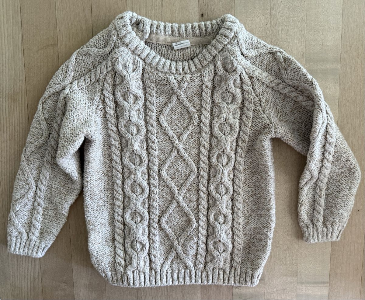 H&M Pullover & Sweatshirts: Kinder Pullover Zopfmuster beige Grösse 98 H&M – Neu (gemäss Beschreibung) aus Lyss von Sibella56