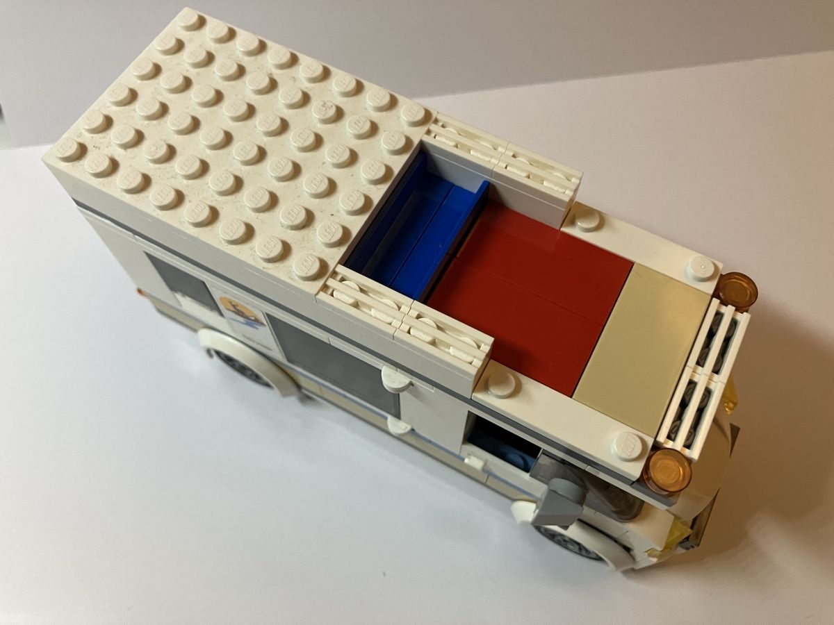 Lego Kit di costruzioni: Lego City Camper Nr 60283 – Usato da Solothurn venduto da Lueq 2