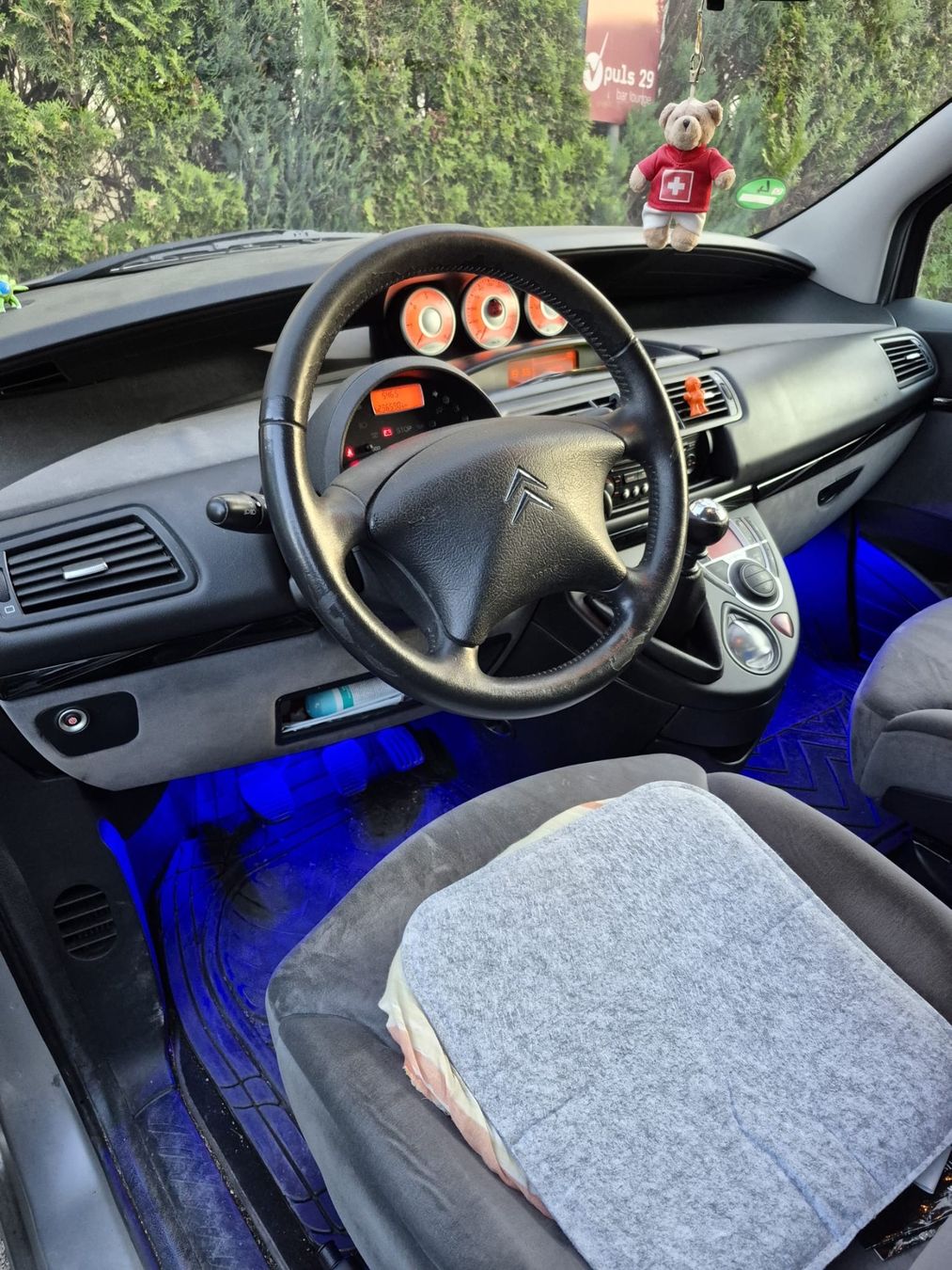 Citroën Automobili: Citroen C8, 2.0 HDI, Top Zustand – Usato da Mellingen venduto da ela_pn72 4