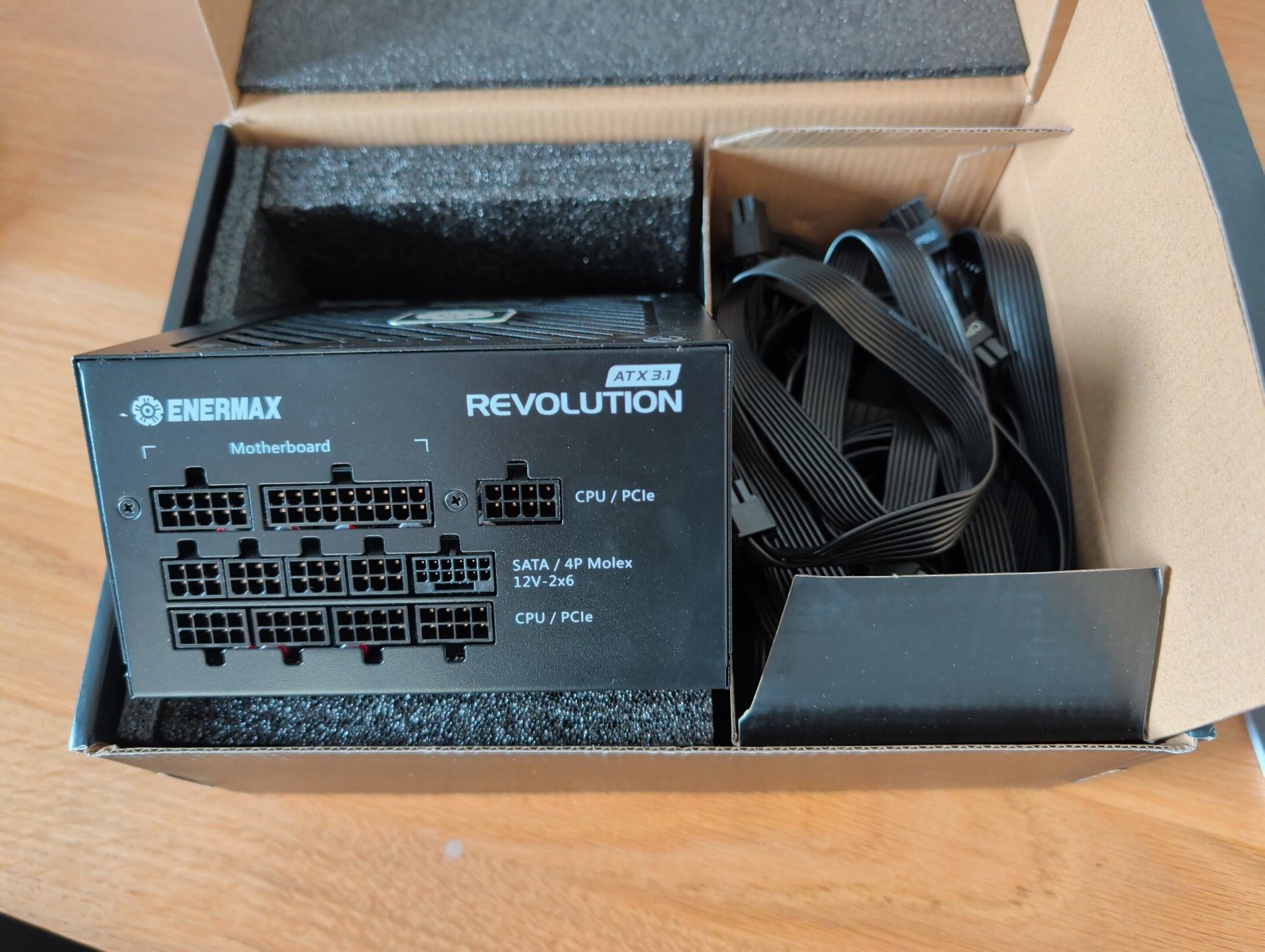 Elektronikbauteil: Enermax Revolution3 - 1200W - Neuwerig – Neu (gemäss Beschreibung) aus Fällanden von iichhalt 2