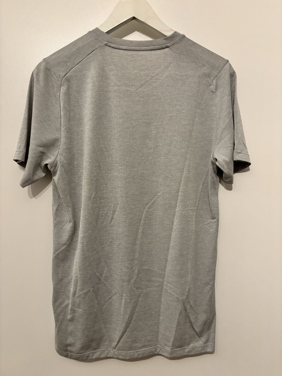 New Balance T-shirt: New Balance Shirt, Grösse S – Nuovo (secondo la descrizione) da Embrach venduto da Roniiii 4