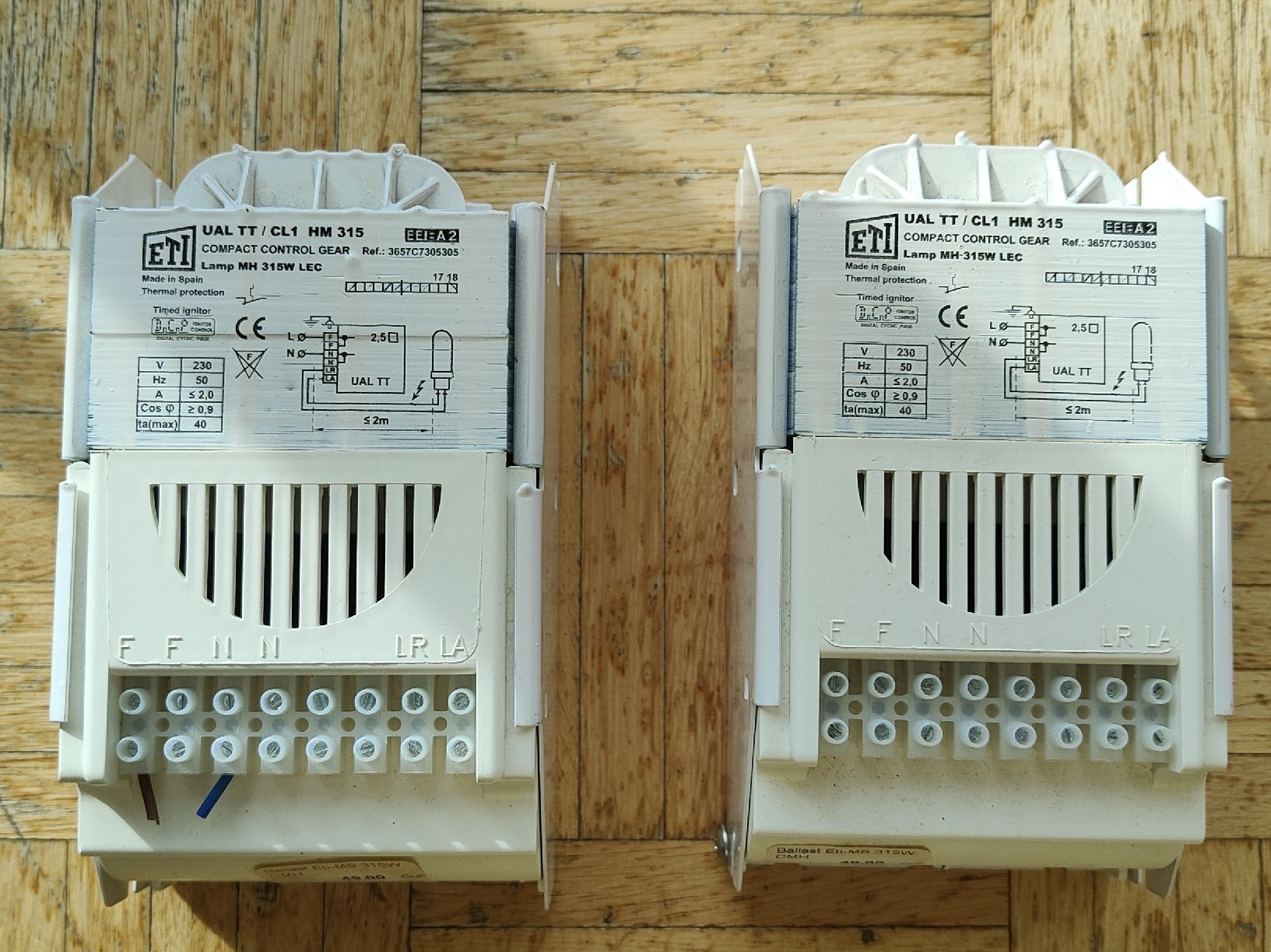 Componenti elettronici: Lot de 2 ballasts/igniteurs HPS ETI – Usato da Renens VD venduto da sin_sdr6