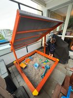Neuwertiger Sandkasten Spielwerk Holz mit Dach