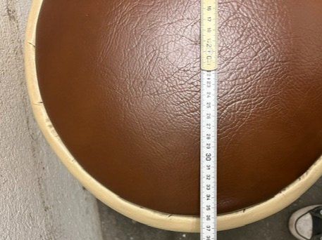 Sgabelli: Hocker 70er mit Geheimfach – Usato da Zürich venduto da gigimai67 3