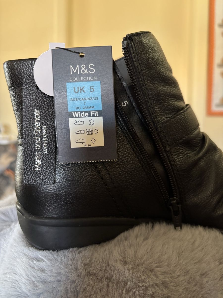 Chaussures femmes: Bottines M&S  – Neuf (Voir description) à L'Abergement par 277404 3