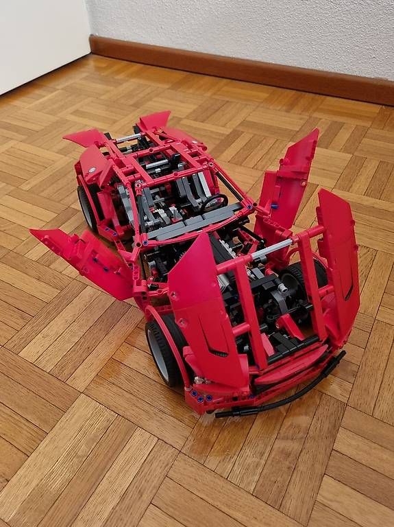 Kit di costruzioni: Lego Technic 8070 auto rossa sportiva – Usato da Aldesago venduto da Simone_400 3