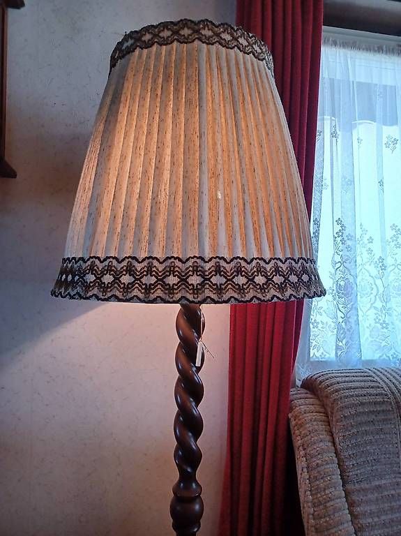 Lampade: Lampadaire vintage – Usato da Soyhières venduto da 5jm_5czl 2