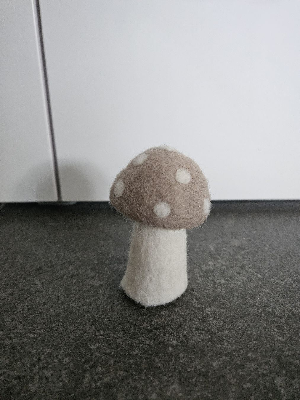 Spielzeuge: Muskhane - Lot de 4 champignons en feutre – Gebraucht aus Bussigny von niwa_mikan 4