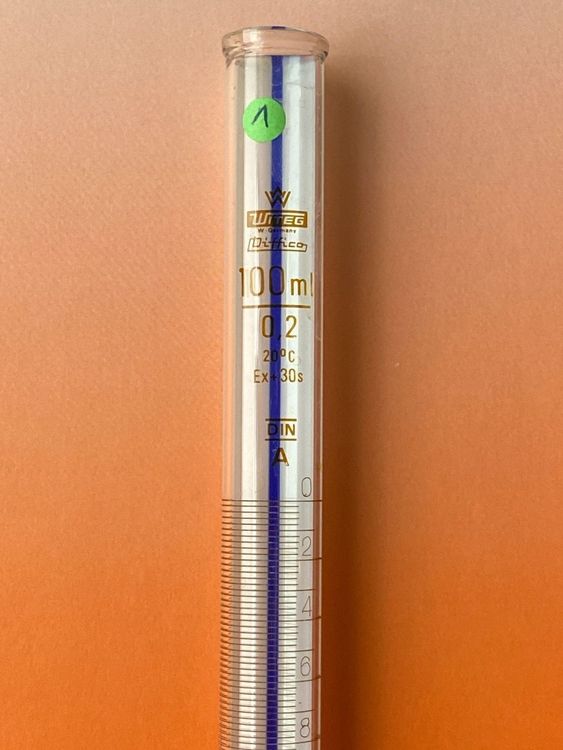 Burette Pressol 60 Ml - Polyéthylène Résistant - Pour Huile, Acide Et Carburant - Bec Et Bouchon Pratiques
