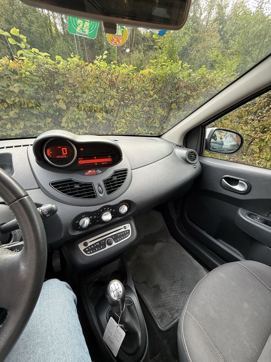 Renault Autos: Renault Twingo – D'occasion à Schaffhausen par Aebi_5457 5