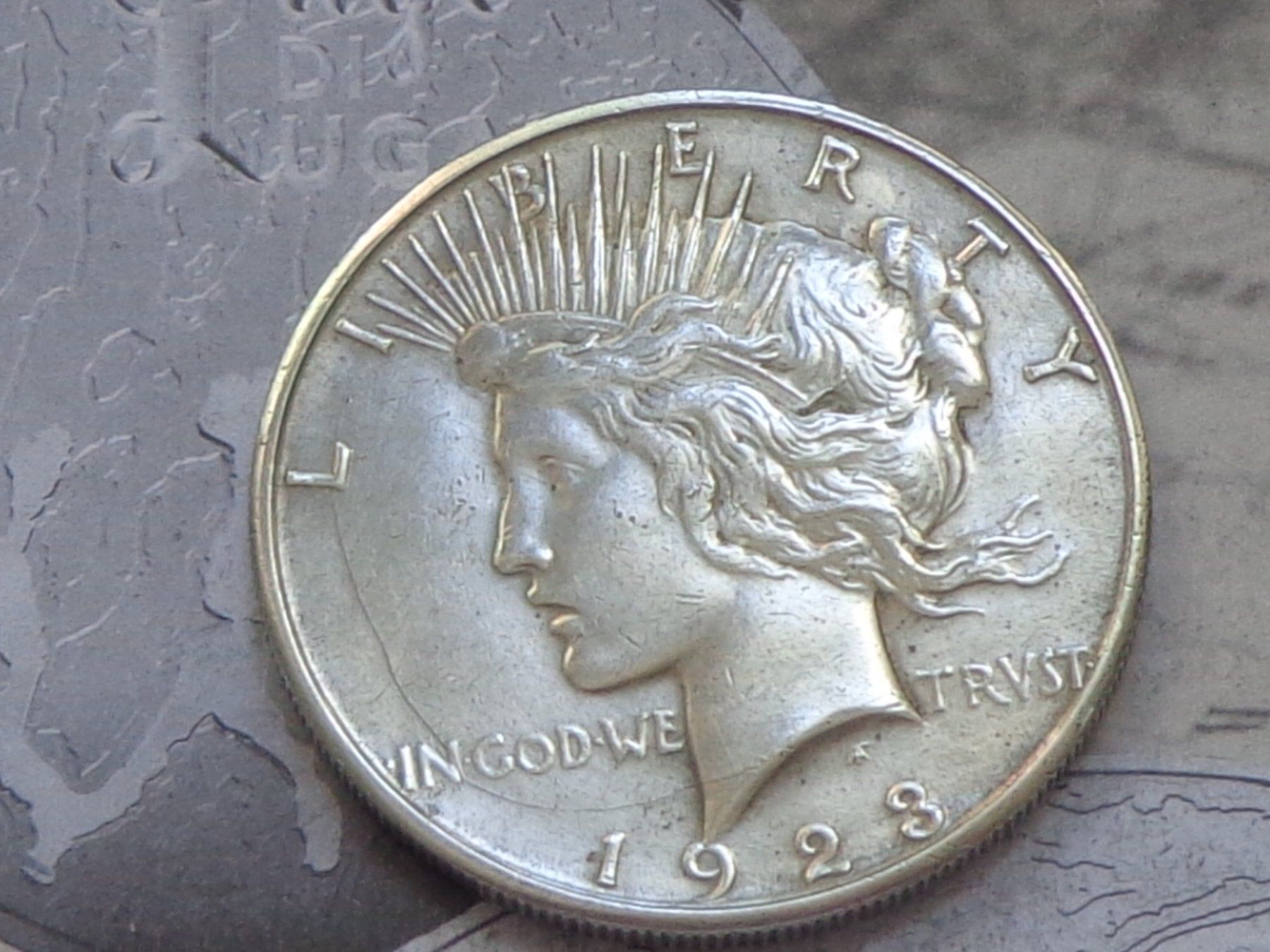 Tutti le monete: USA 1 Dollar 1923 "Peace Dollar - Liberty" – Usato da Pully venduto da UCA01