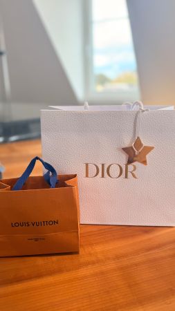 Geschenktaschen Dior und Louis Vuitton