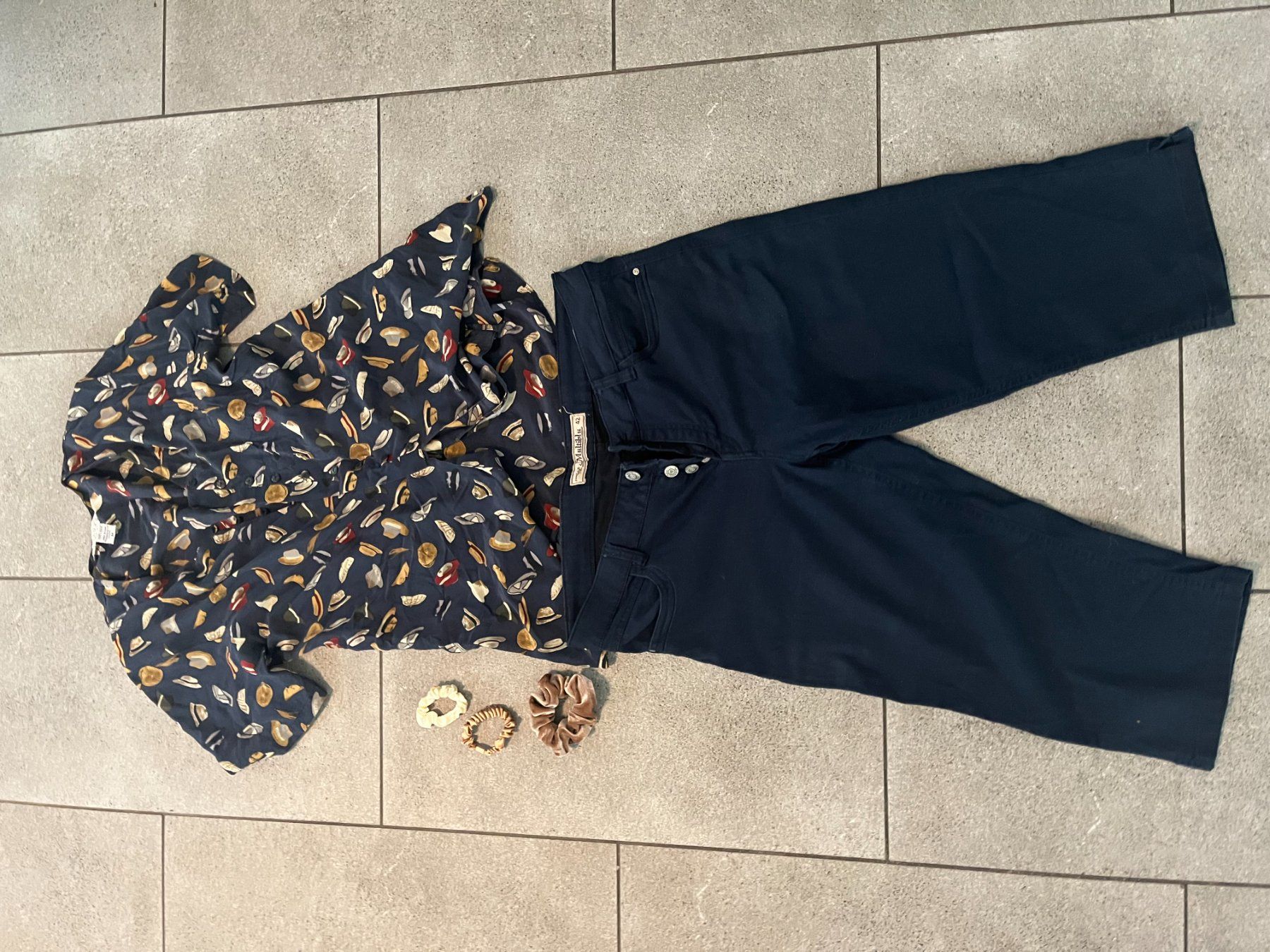 Pantalons: Hose Multiblu – D'occasion à Solothurn par Floefi