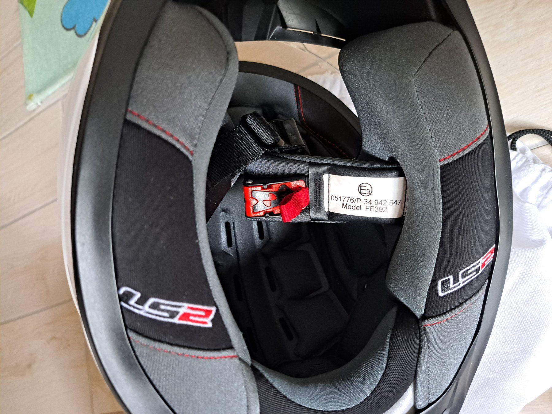 Helme & Visiere: Casques... – Gebraucht aus Bassecourt von Lupomiki1 3