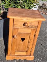 Table de nuit en bois massif