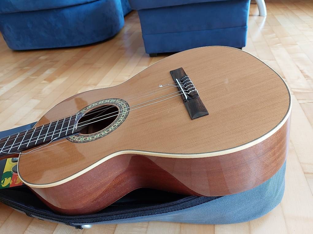 Strumenti musicali: Antonio Lorca Gitarre Mod. 8 inkl. Tasche – Usato da Flaach venduto da nad_xpb7 4