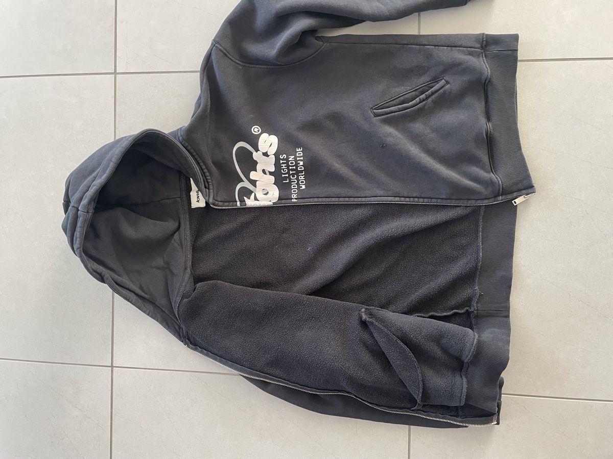 Maglioni & Felpe: Hoodie Low Lights, Grösse M  – Usato da Niederuzwil venduto da dariot07 1