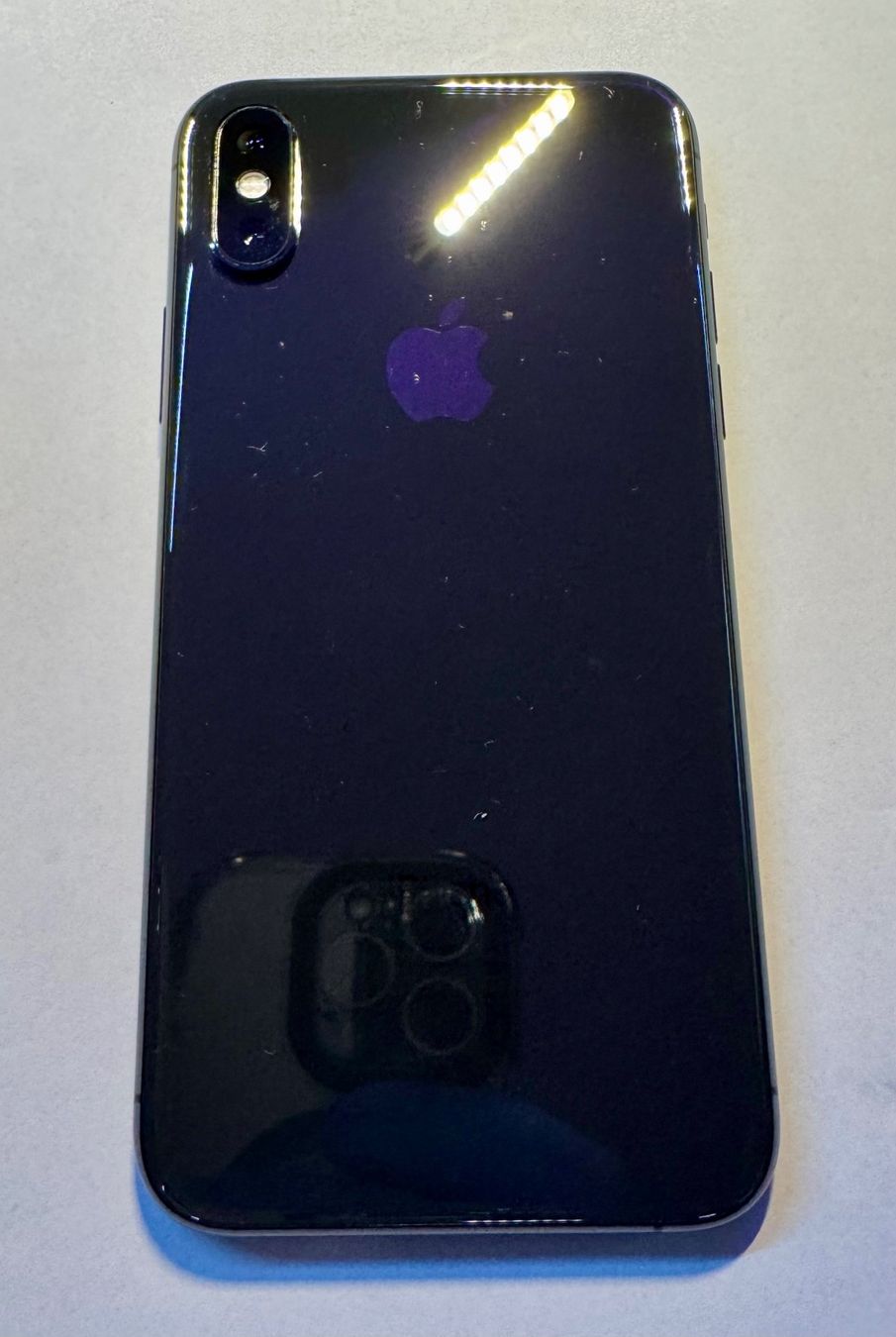 Apple Telefoni cellulari / Smartphones: iPhone XS 64GB schwarz – Usato da Basel venduto da swizz_bs_1981 1