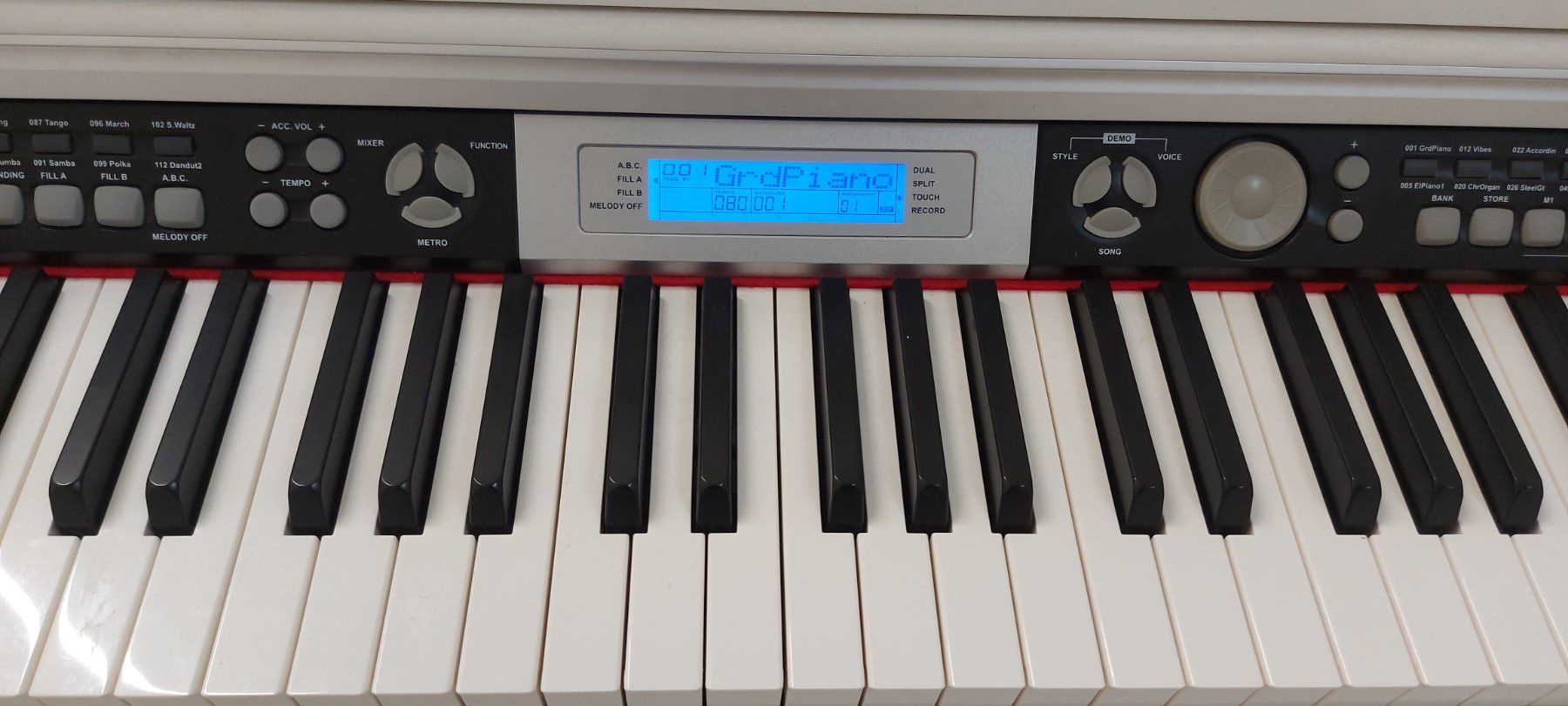 Thomann Strumenti musicali: Digitalpiano DP-31, 88 GHS-Tasten – Usato da Glattbrugg venduto da Swissmusik 3