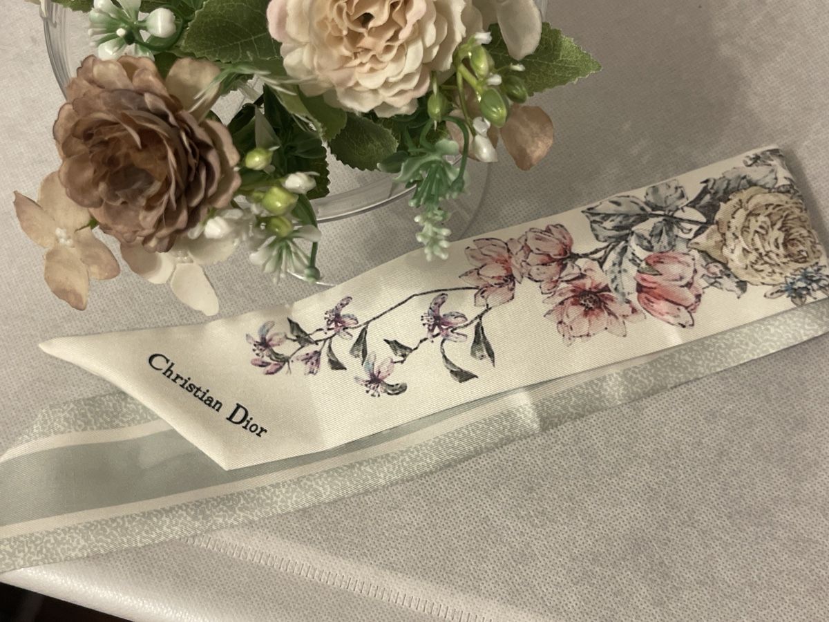 Foulards & écharpes: Dior Mitzah Tuch  – Neuf (Voir description) à Pfäffikon ZH par Maki_zuerich 1