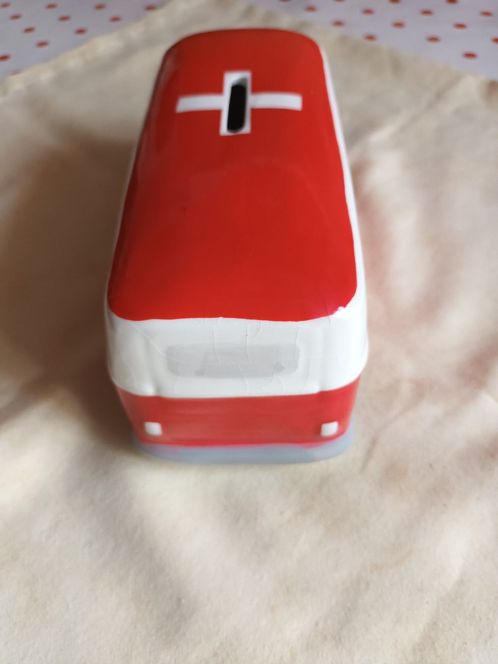 Salvadanai: Sparschwein rot weiss Bus Form CH Flagge – Usato da sursee venduto da pasuro 4