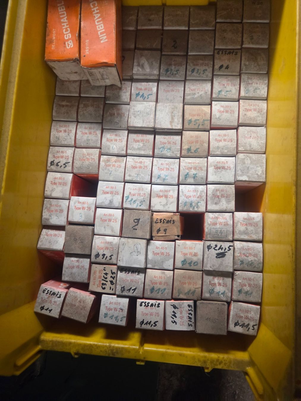 Schaublin Alle Werkzeuge: SCHAUBLIN W25 Zangen – Neu und originalverpackt aus Quartino von 123HOBIT 2