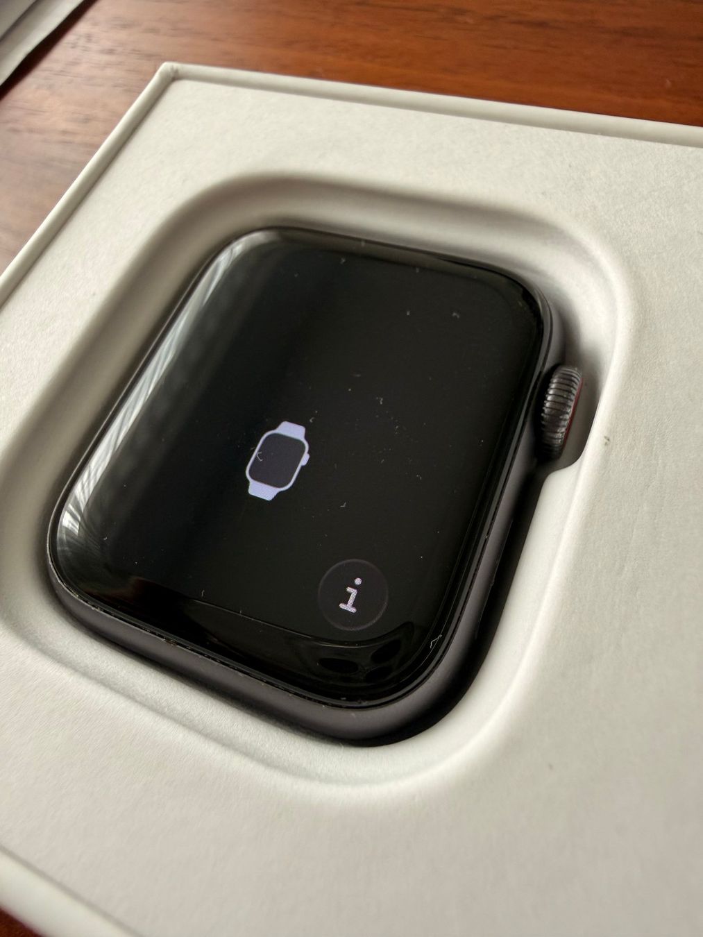 Apple Smartwatch: Apple Watch Series 6 – Usato da St.Gallen venduto da zoroshop 1