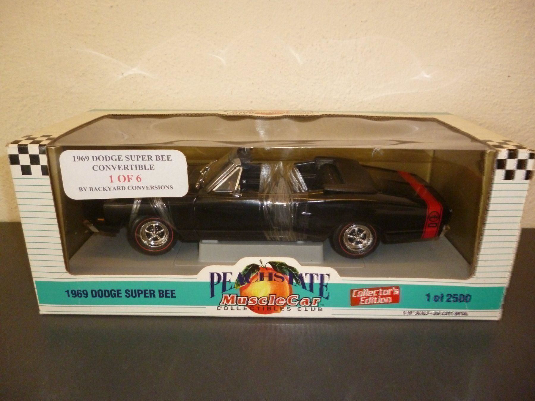 Dodge Modellini d'auto: Dodge Superbee 69er Convertible 1:18 – Nuovo e nell'imballaggio originale da Niederwil SG venduto da Kaicorner03