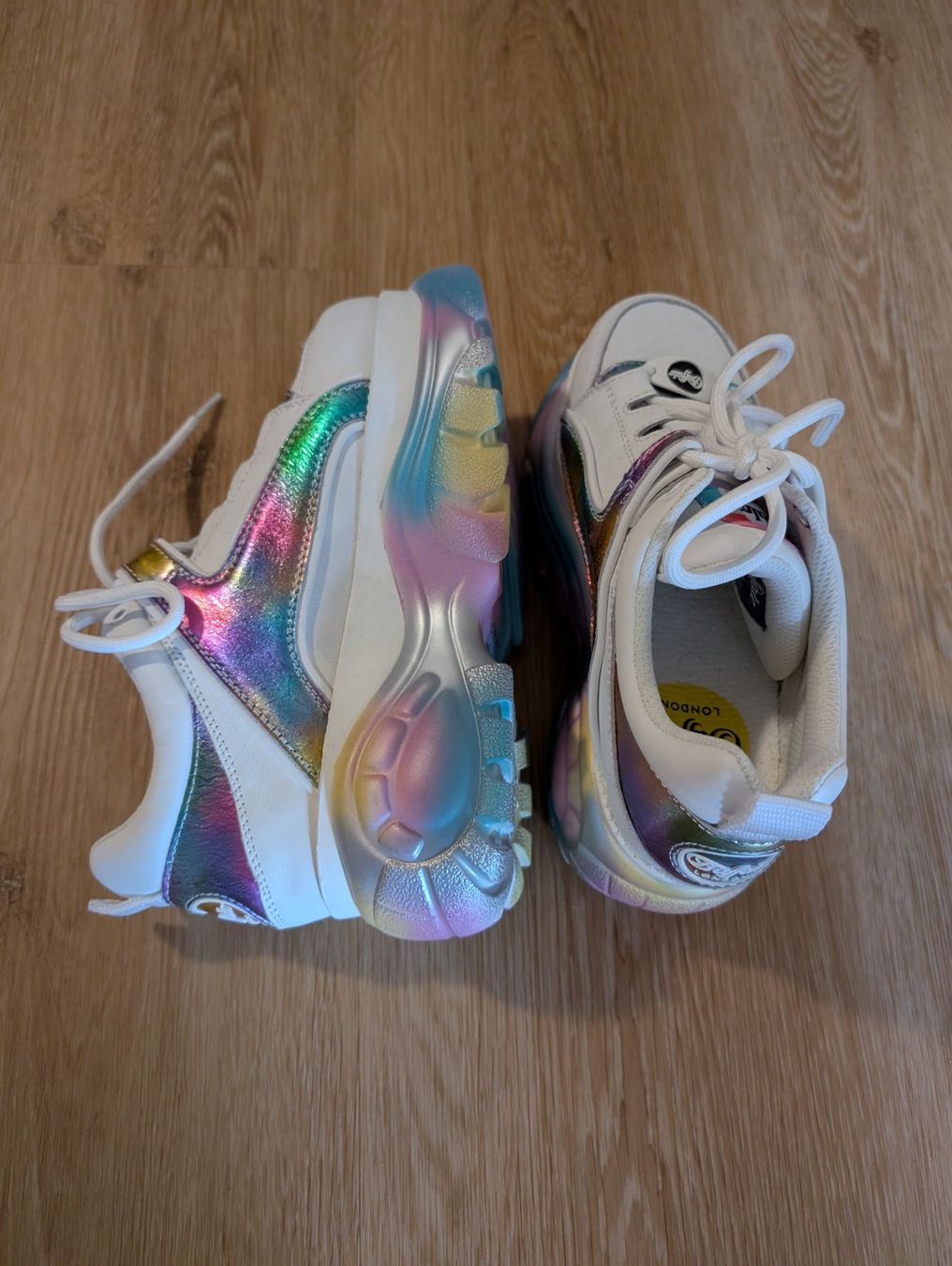 Buffalo Damenschuhe: Buffalo London Rainbow Schuhe 38 – Neu (gemäss Beschreibung) aus Frauenfeld von Shiranui 1