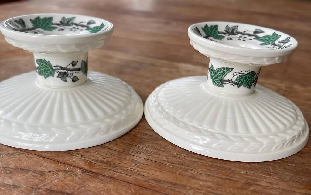 Portacandele: Edme Wedgwood Kerzenständer – Usato da Bern venduto da Buyerbarb