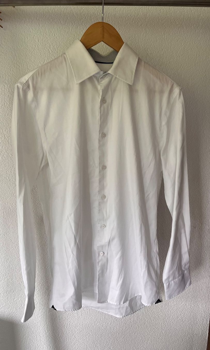 Navyboot Chemises: Slim Line Hemd von Navyboot, Grösse 39 – D'occasion à Triboltingen par zimtsterndli5
