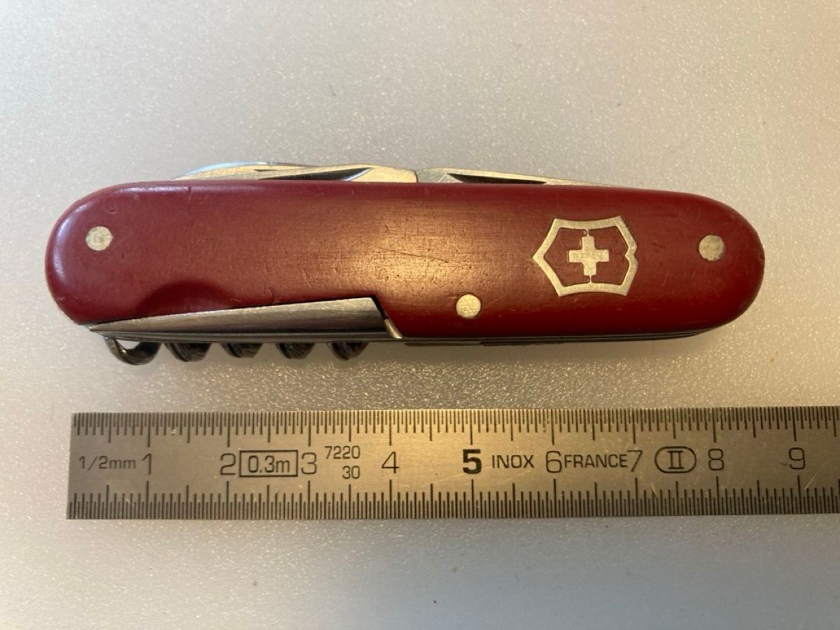 Victorinox Couteaux de poche: Sackmesser – D'occasion à Krauchthal par colligio