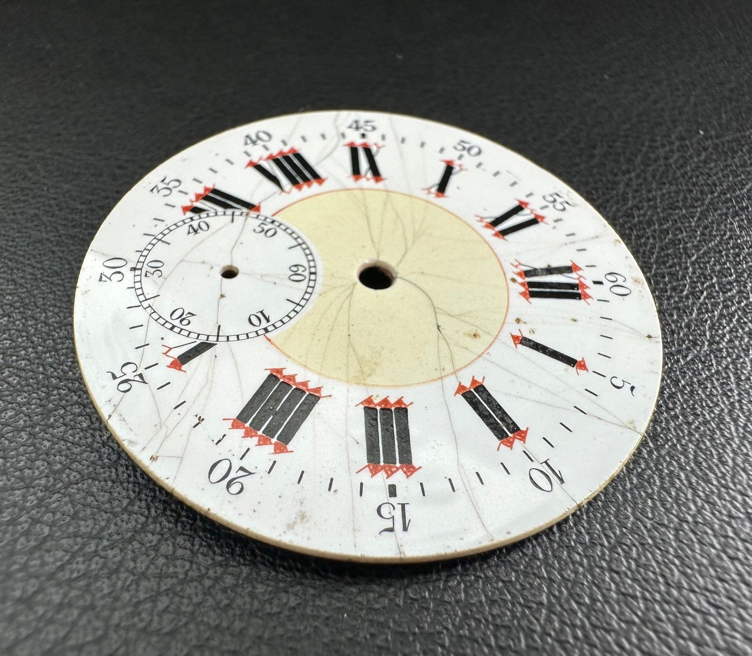 Swiss Uhren: CADRAN 43 mm Art-Déco – Gebraucht aus Conthey von advisia 1