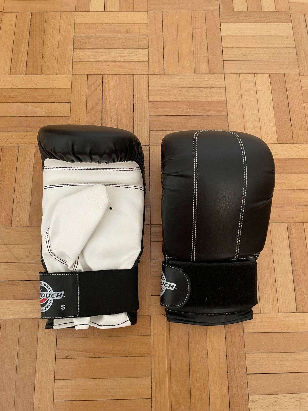 Guanti & manicotti: Fitness-Boxhandschuhe Gr. S – Usato da Zürich venduto da LaSorella